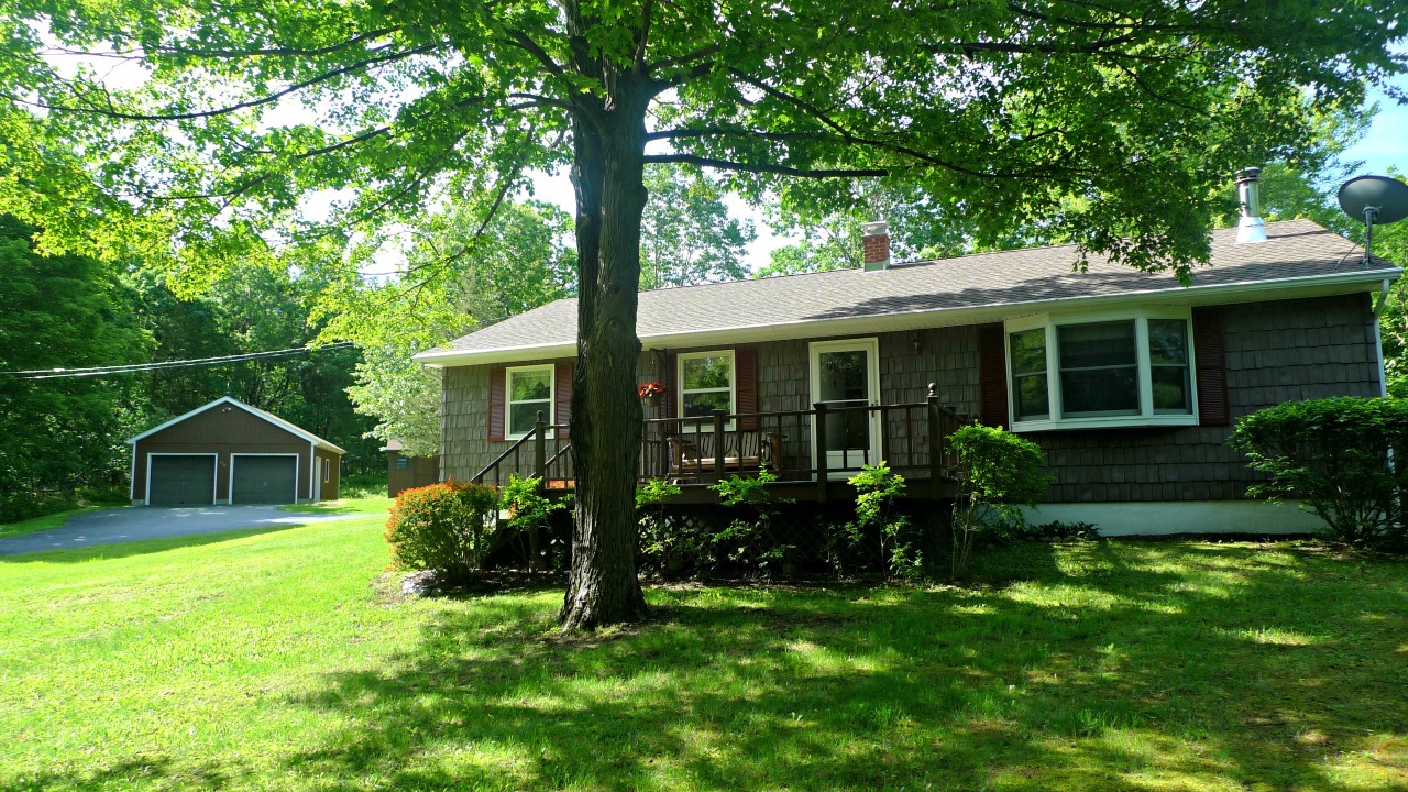 Milan NY two bedroom ranch on 7.92 acres